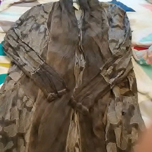 Summer cover up - Picture 3 of 3